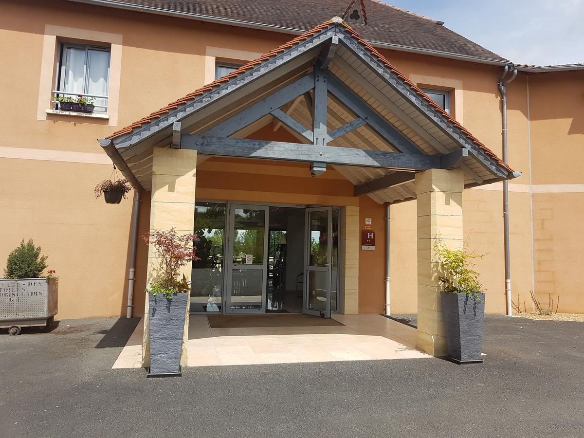 Au Perigord Noir Hotel Hautefort Екстериор снимка