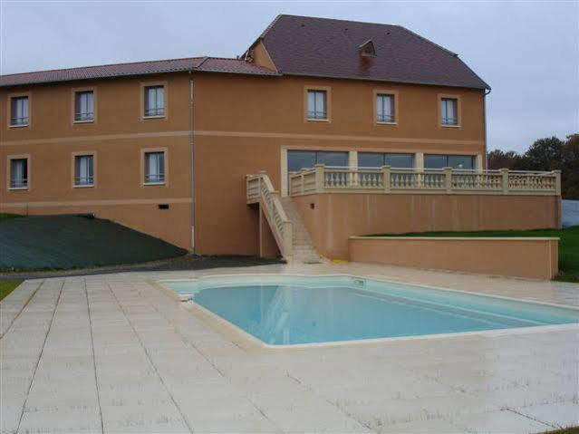 Au Perigord Noir Hotel Hautefort Екстериор снимка